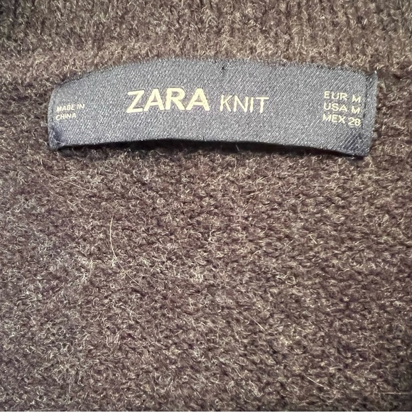 zara | oversized knit v-neck sweater with lace detail - Picture 4 of 5